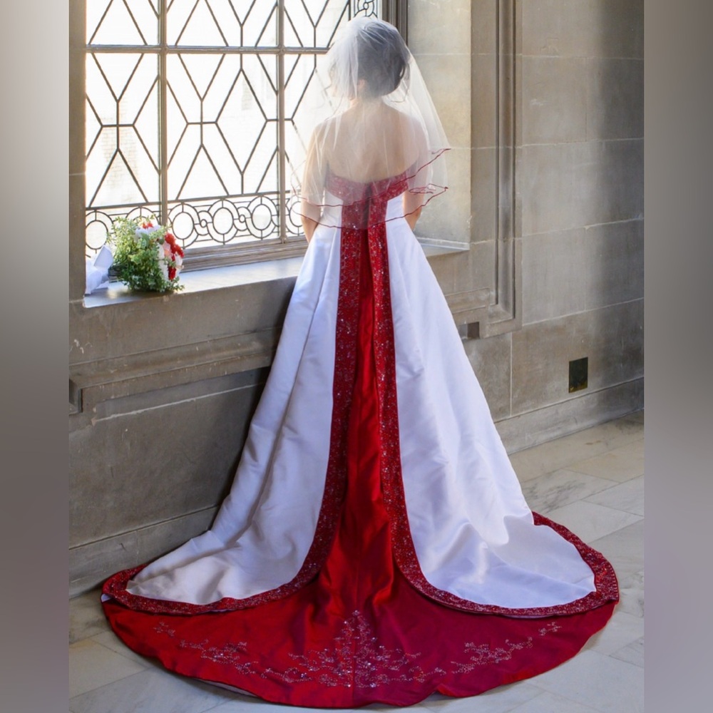 DAVID’S BRIDAL | white/apple red beaded strapless long train wedding gown/dress